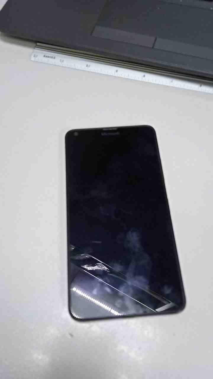 

Мобильный телефон смартфон Б/У Microsoft Lumia 640, Black