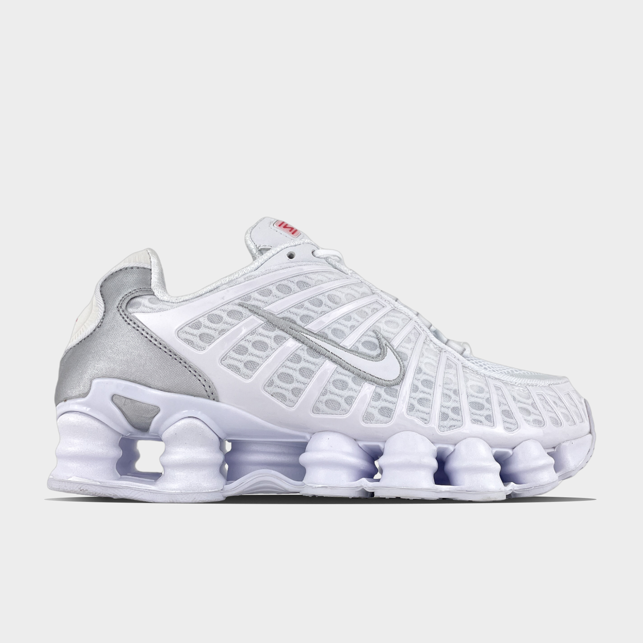 

Кроссовки / кеды Nike Shox TL White (Белый)