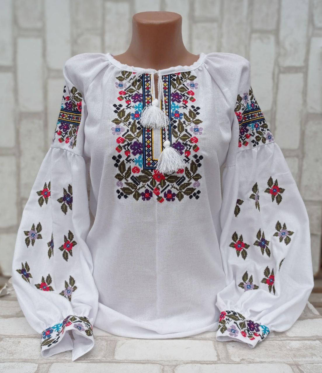 

Вышиванка женская на домотканом "Марийкин цветник", 42-52 р-ры, Белый