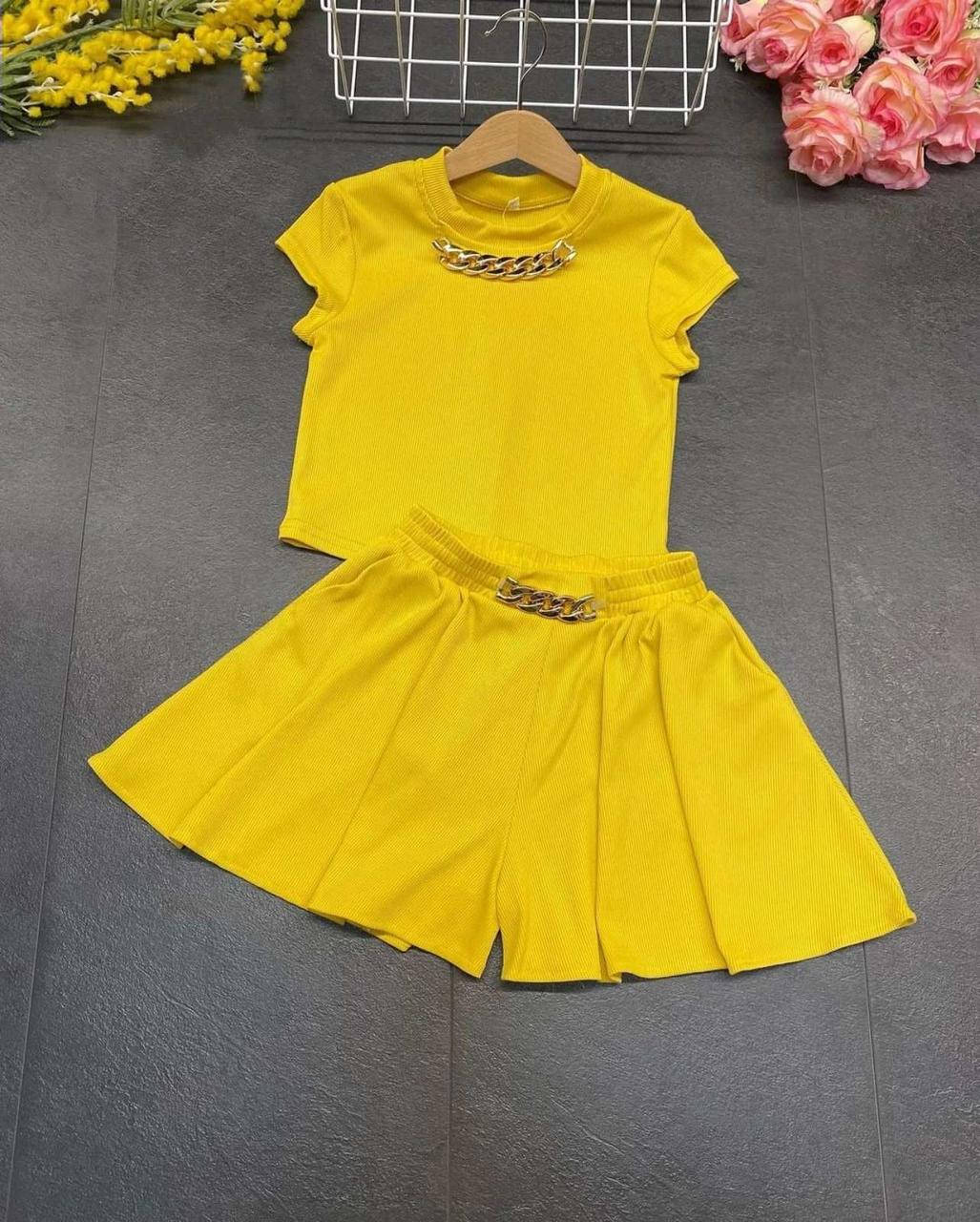 

Костюм с юбкой-шортами и топом для девочки р. 134-164, Желтый