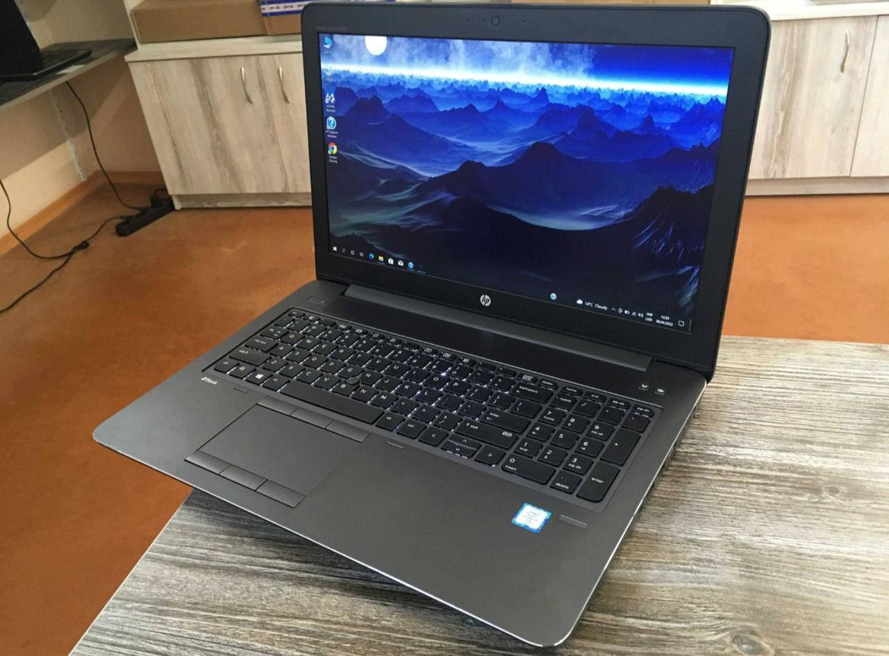 

HP Zbook 15 / I7 / SSD 500GB / DDR4 8GB / NVIDIA Quadro M1000M 2 GB, Черный