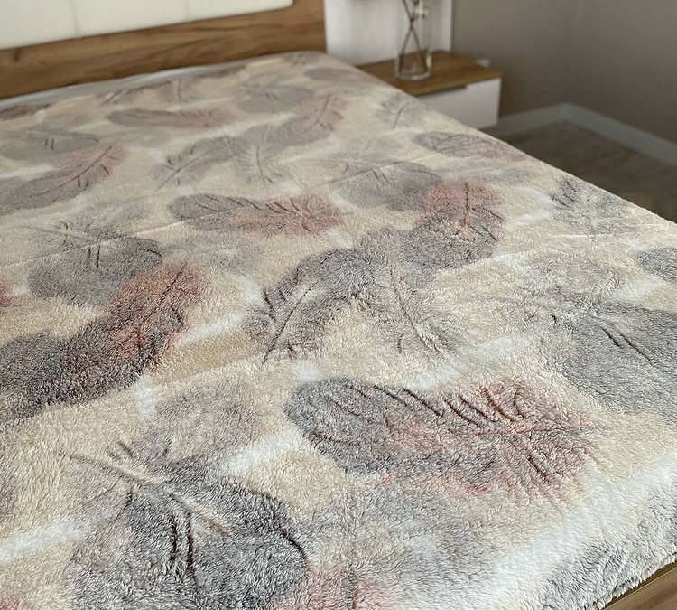 

Простыни травка 1.80-2.00 бежевые пиринки, Бежевый