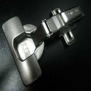 

Петля накладная с доводчиком GTV d=35