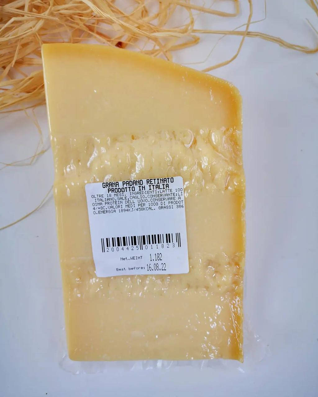 

Сир "Retinato" Grana Padano ваг