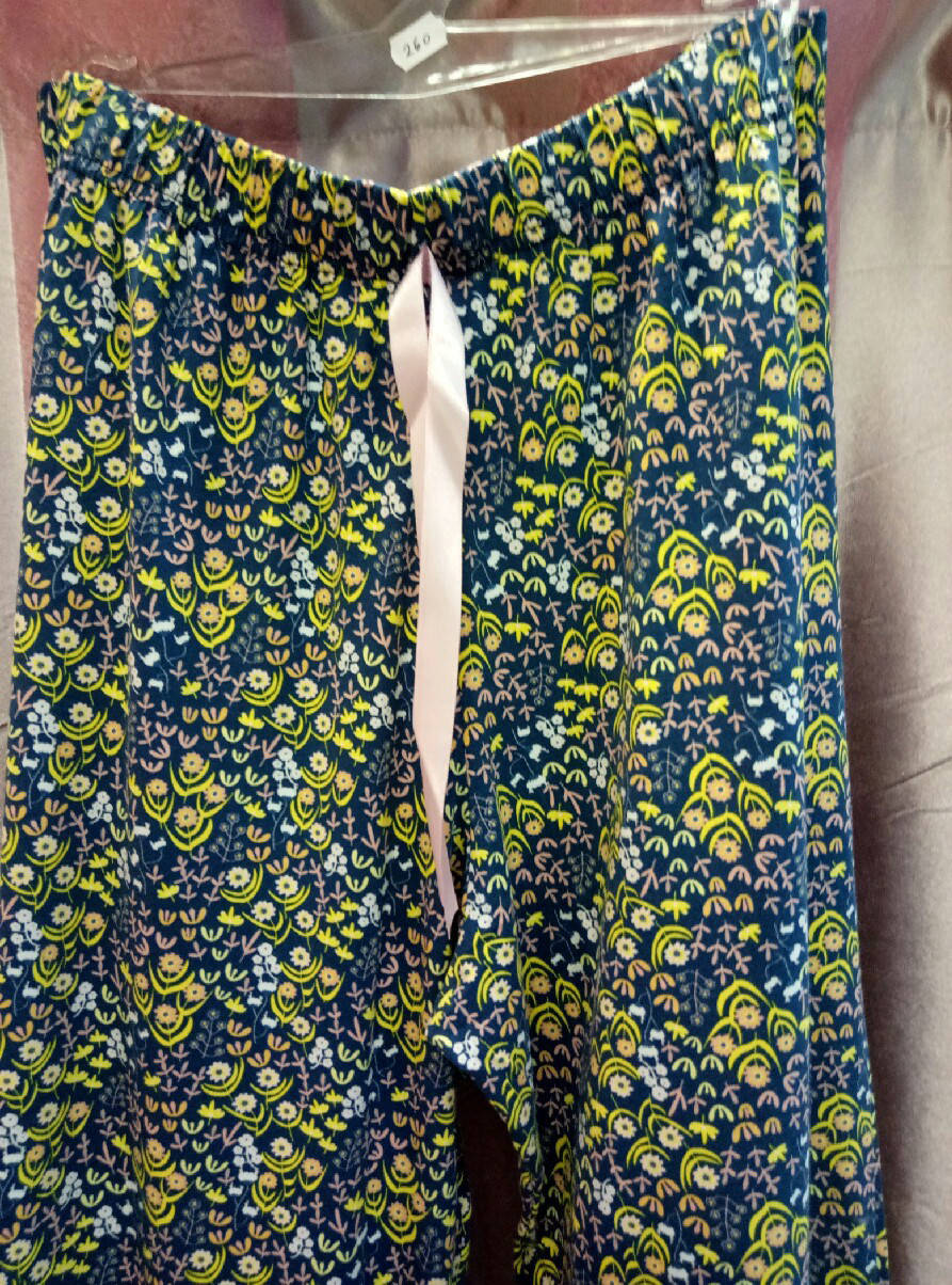 

Брюки "бамбук" домашние женские Pink "Огурцы" р. 48