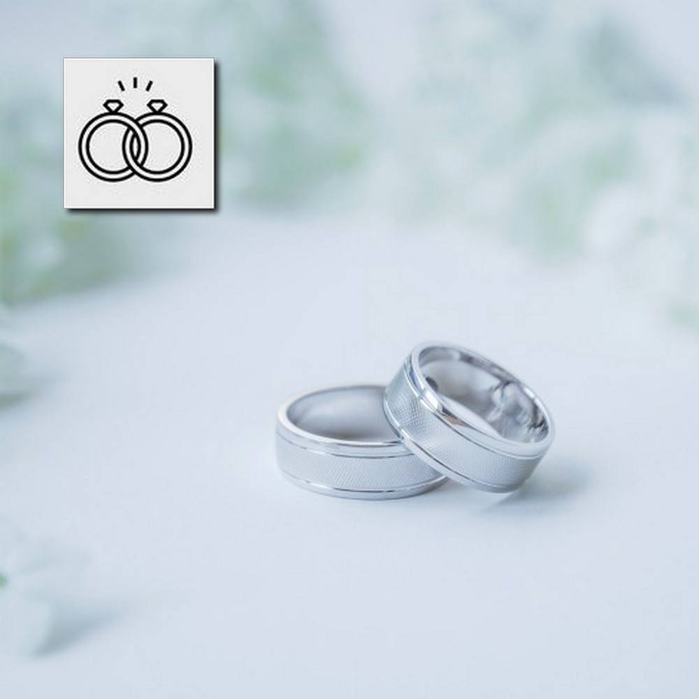 

Пара серебряных обручальных колец 925 пробы и покрытием родий