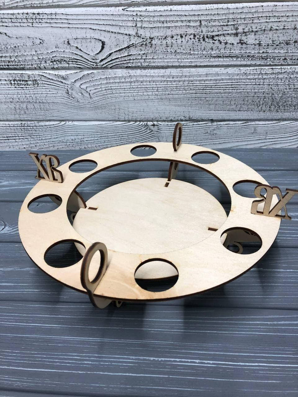 

Деревянная пасхальна подставка для 8 яиц