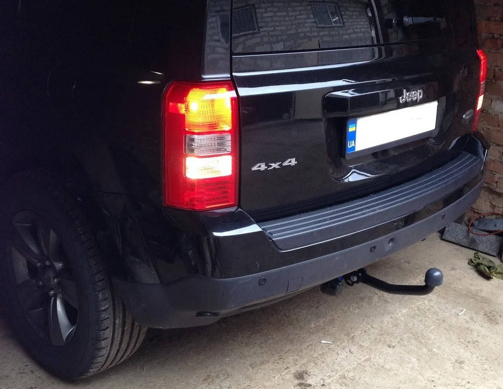 

Фаркоп на Jeep Patriot (MK74) 2006-2016 р.