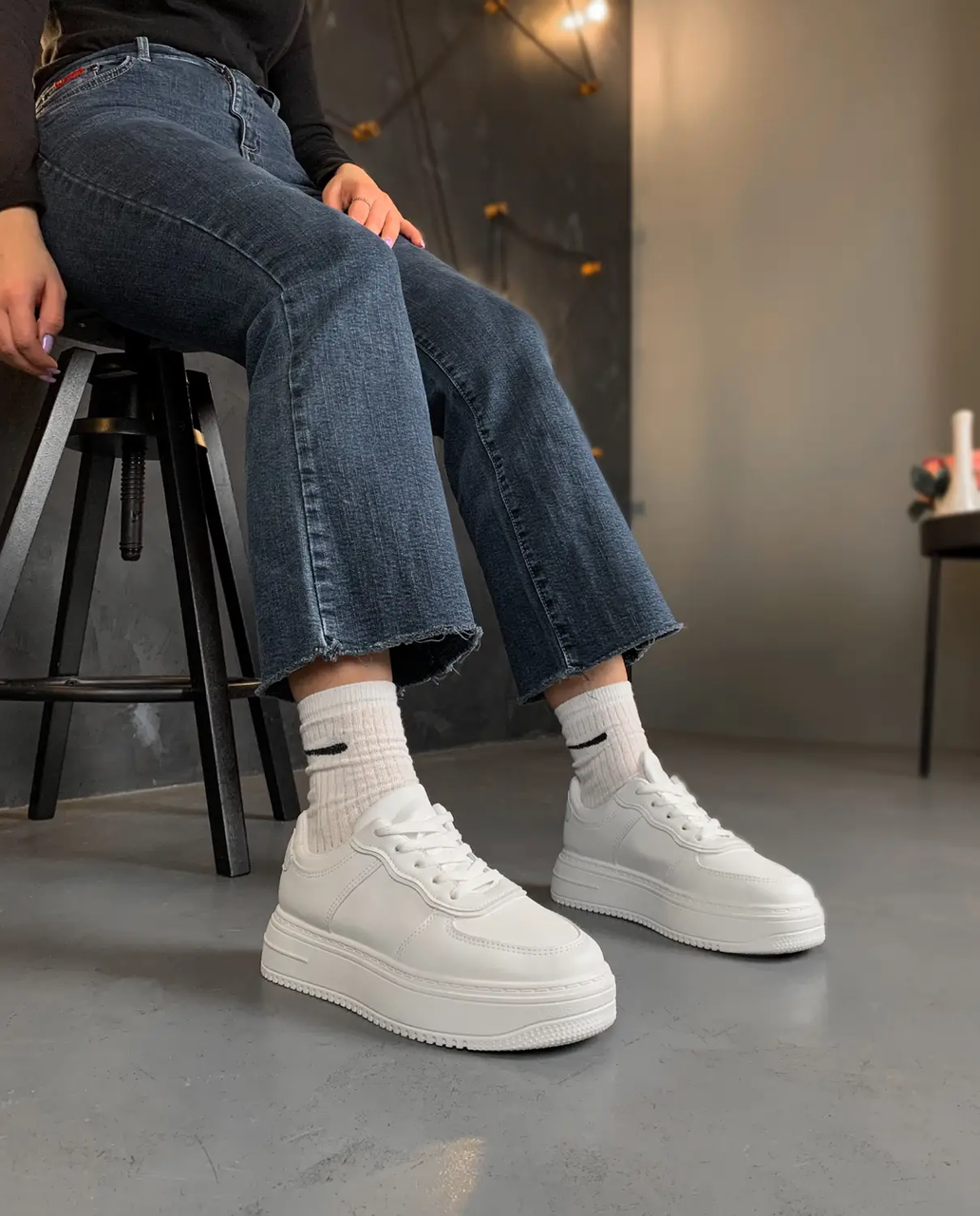 

Кроссовки женские белые в стиле Найк Air Force кожаные на высокой подошве, Белый