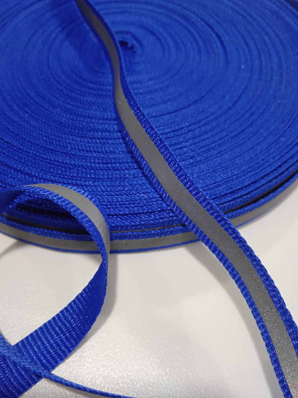 

Светоотражающая тесьма 1 см