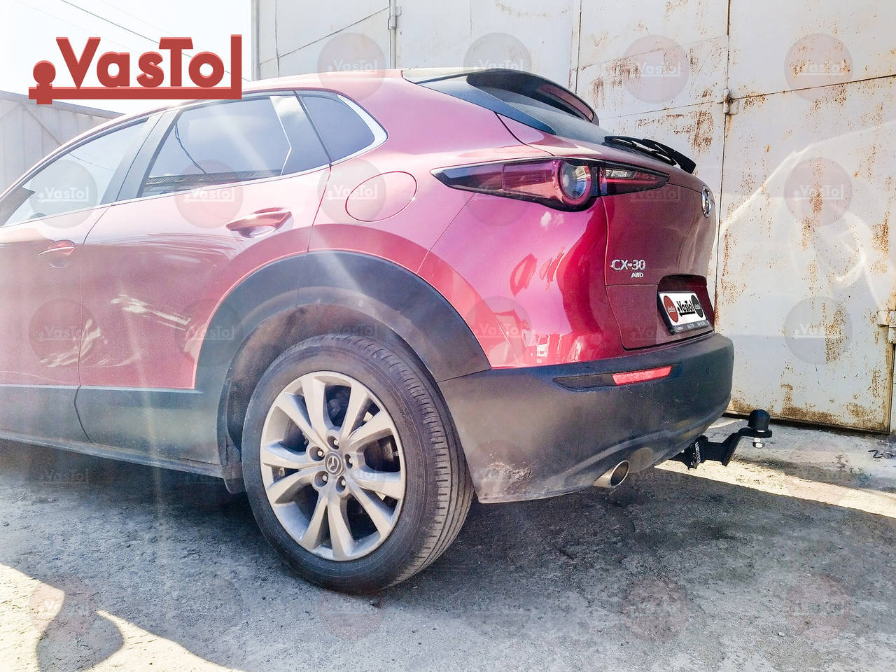 

Фаркоп Mazda CX-30 (2019-)(Фаркоп Мазда СХ-30) VasTol Съемный под квадрат вставку