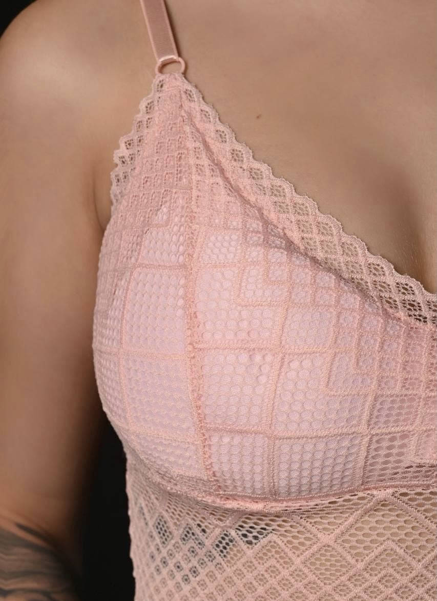 

Женский безразмерный кружевной топ с откритой спинкой  Розовый