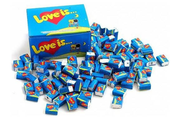 

Жвачки Love Is Лав Из 100 шт коробка Синий