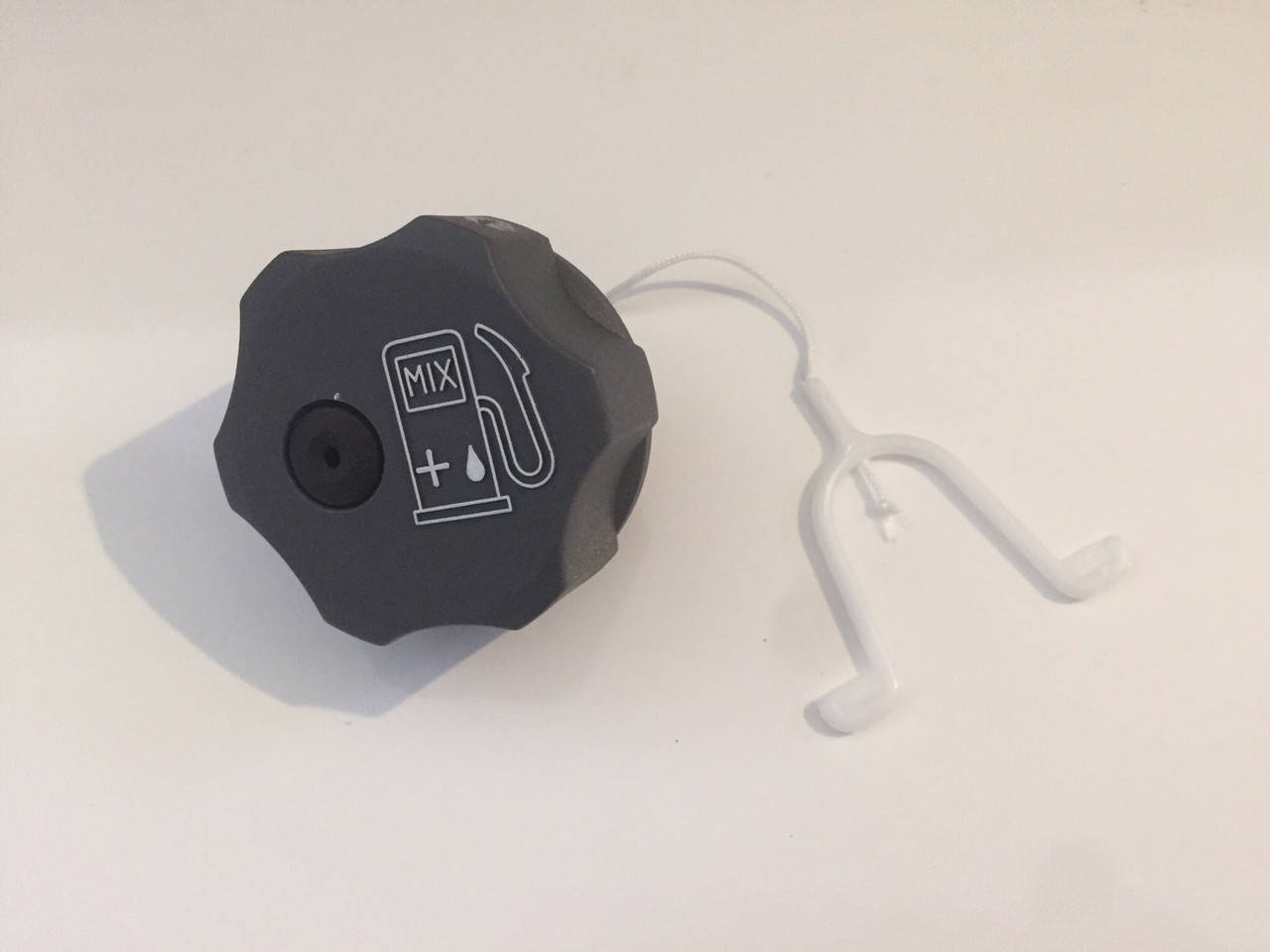 

Пробка бензобака ОРИГИНАЛ для Oleo-Mac Sparta 25