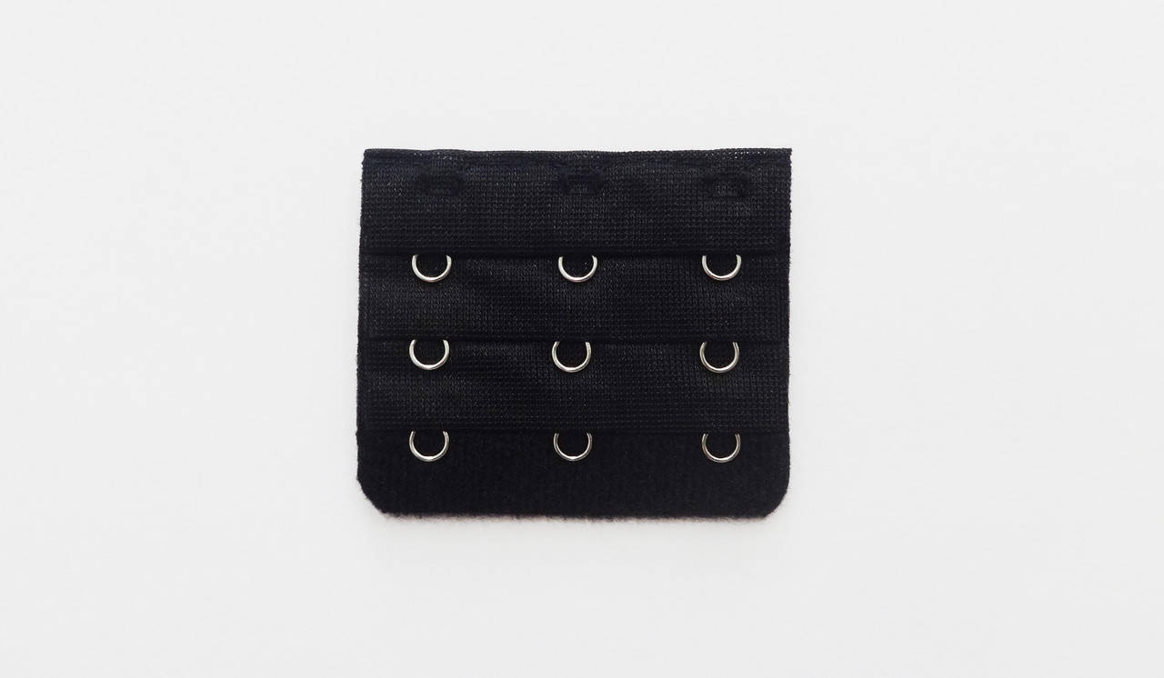 

Удлинитель для бюстгальтера на 3 крючка (4,8*5,5 см) черный