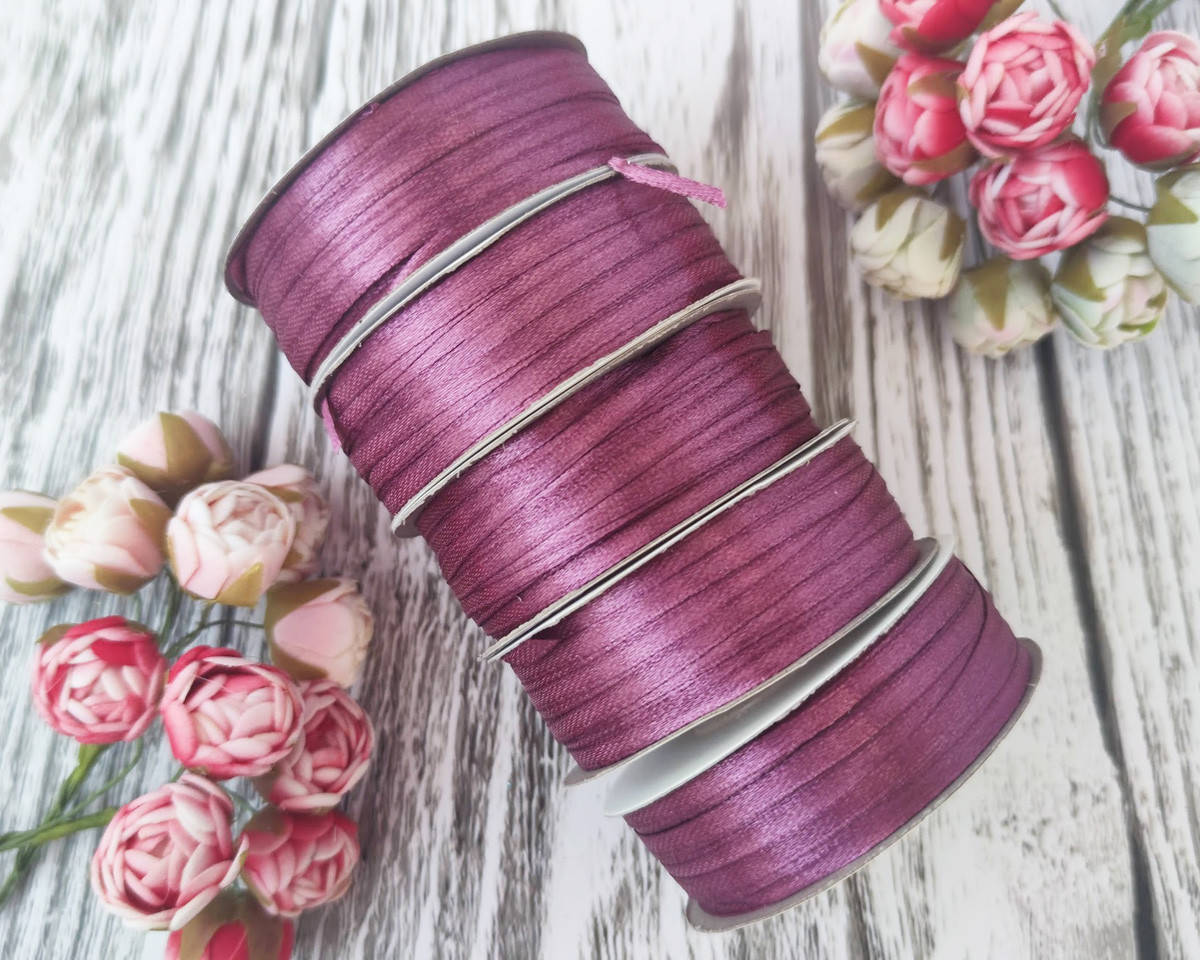 

Лента атласная сливовый 0,3 см (91 метр)