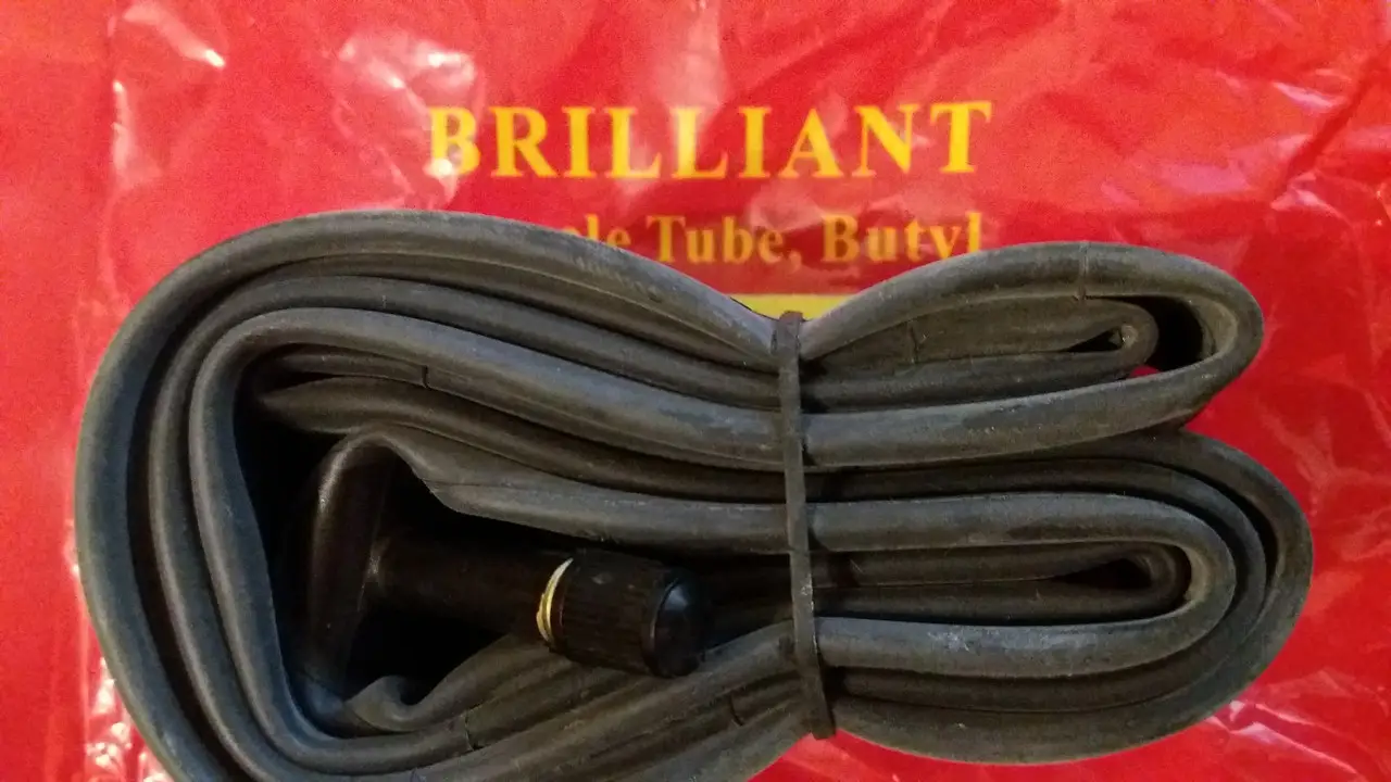

Велокамера 12х1,95/2,125 Brilliant 191775