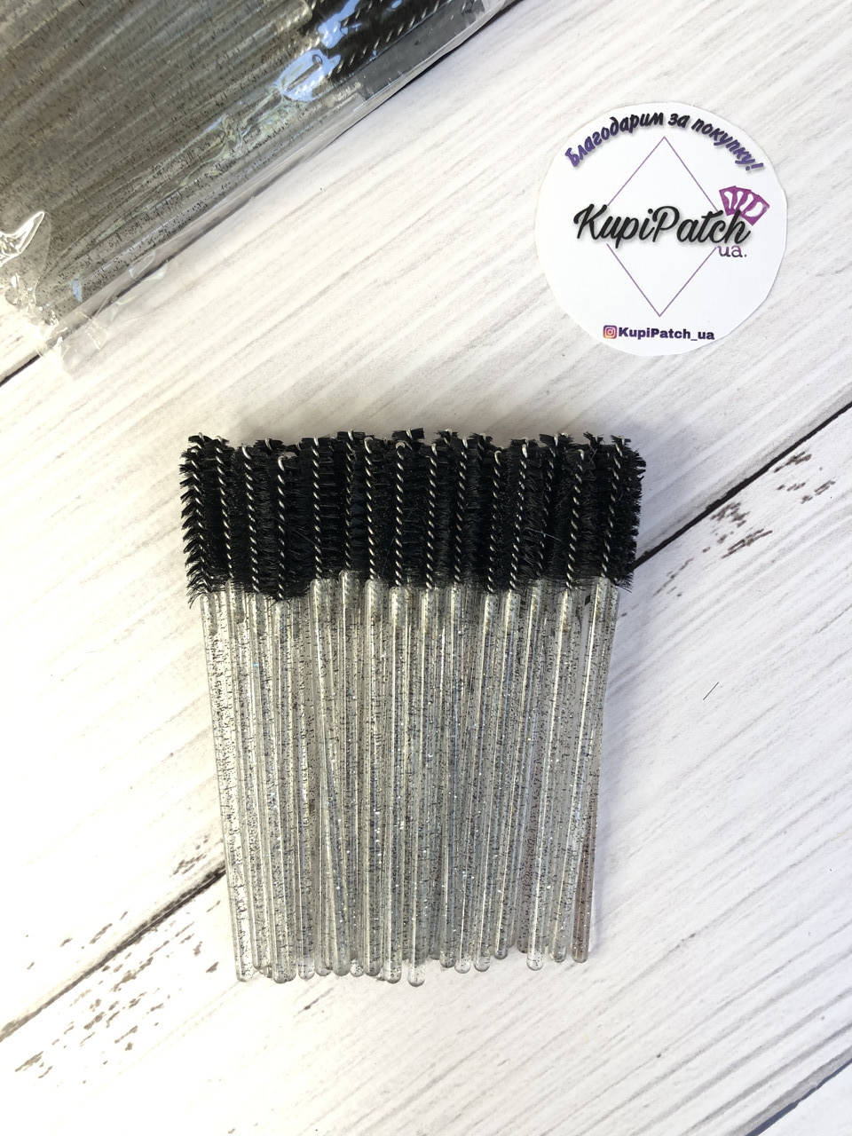 

Щеточка для ресниц с блестками