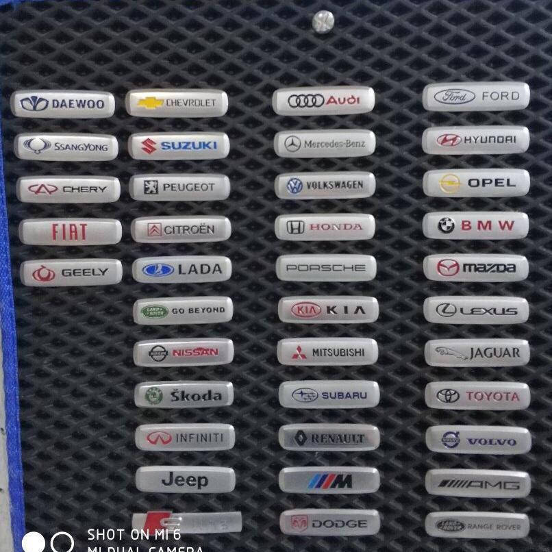 

Шильдики Toyota/Audi/Mercedes/Renault/ Lexus/ Porsche