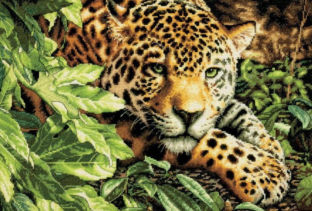 

"Leopard in Repose" Dimensions. Набор для вышивки крестом (70-35300)