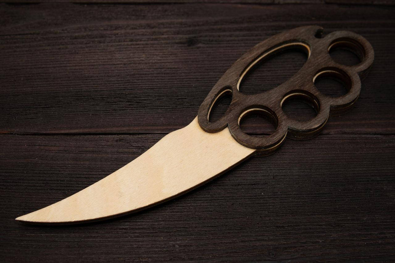 

Нож кастет деревянный игрушечный "Керамбит", Коричневый