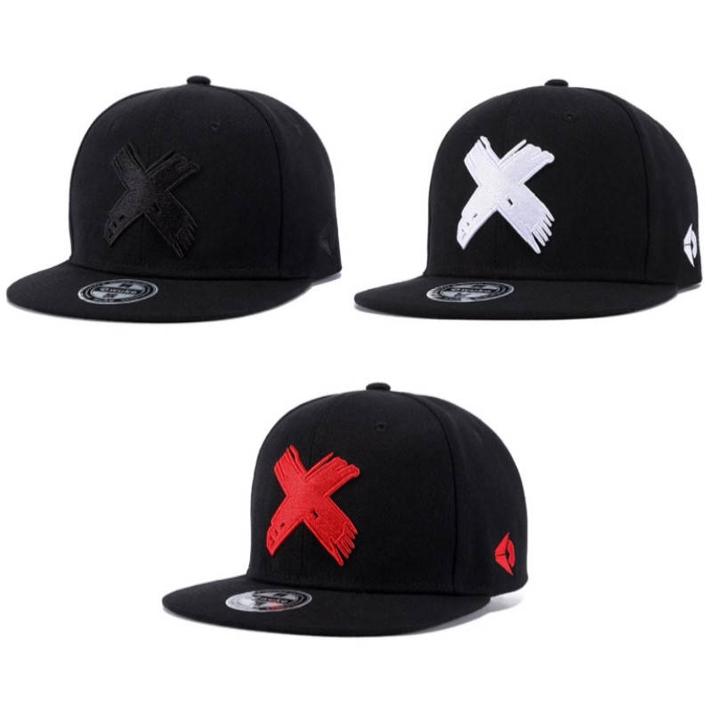 

Кепка снепбек Крестик с прямым козырьком, Унисекс, Разные цвета