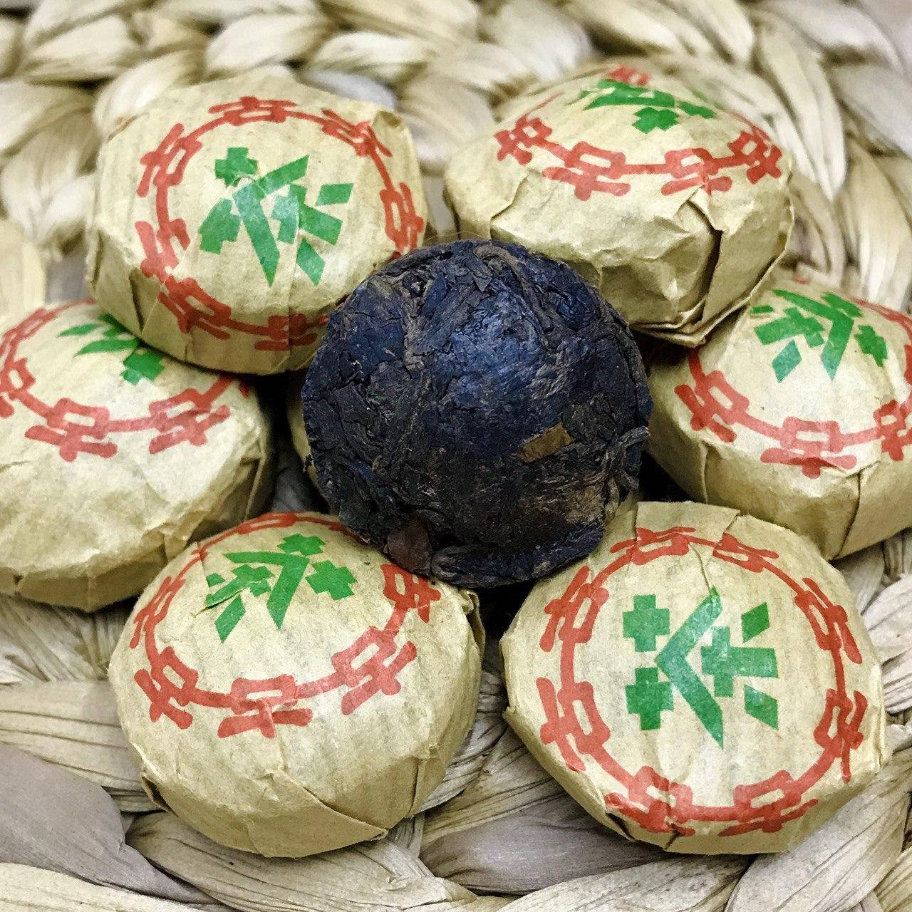 

Шу пуэр элитный чёрный чай прессованный порционный 10 шт по 5 г