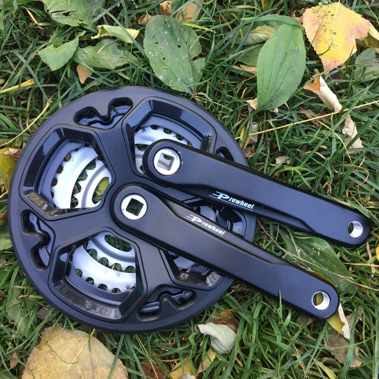 

Алюминиевые шатуны Prowheel, длина рычага - 170мм, Звезды 48/ 38/ 28