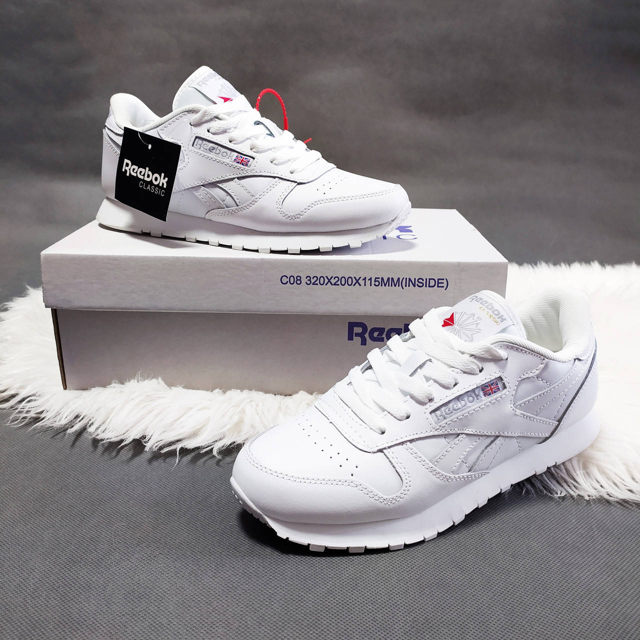 

Женские кроссовки Reebok Classic белые, Белый
