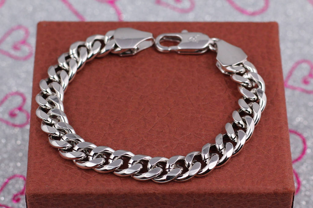 

Браслет Xuping Jewelry панцирный 20 см 9 мм серебристый
