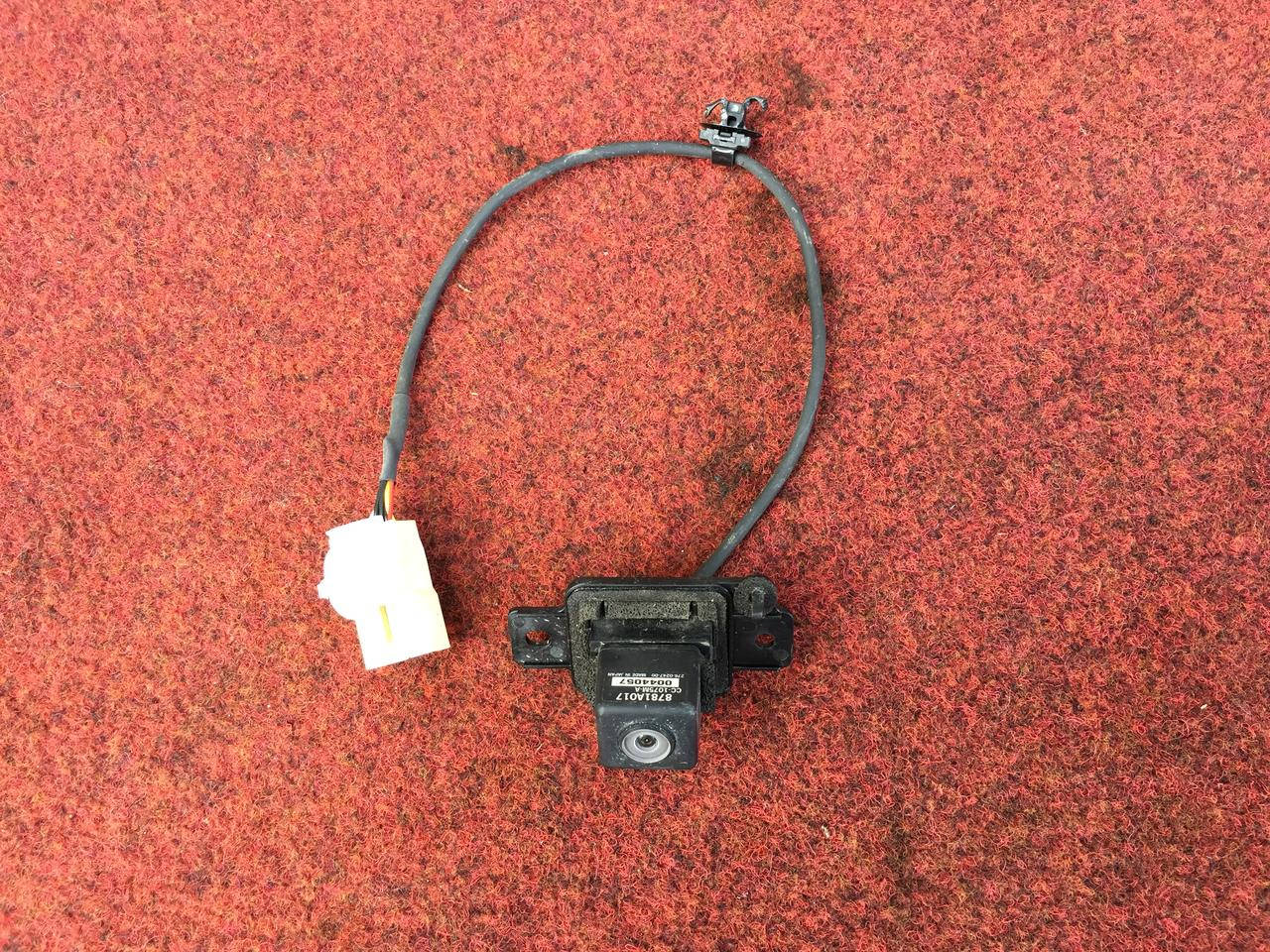 

Камера заднего вида Mitsubishi Outlander XL 8781A017