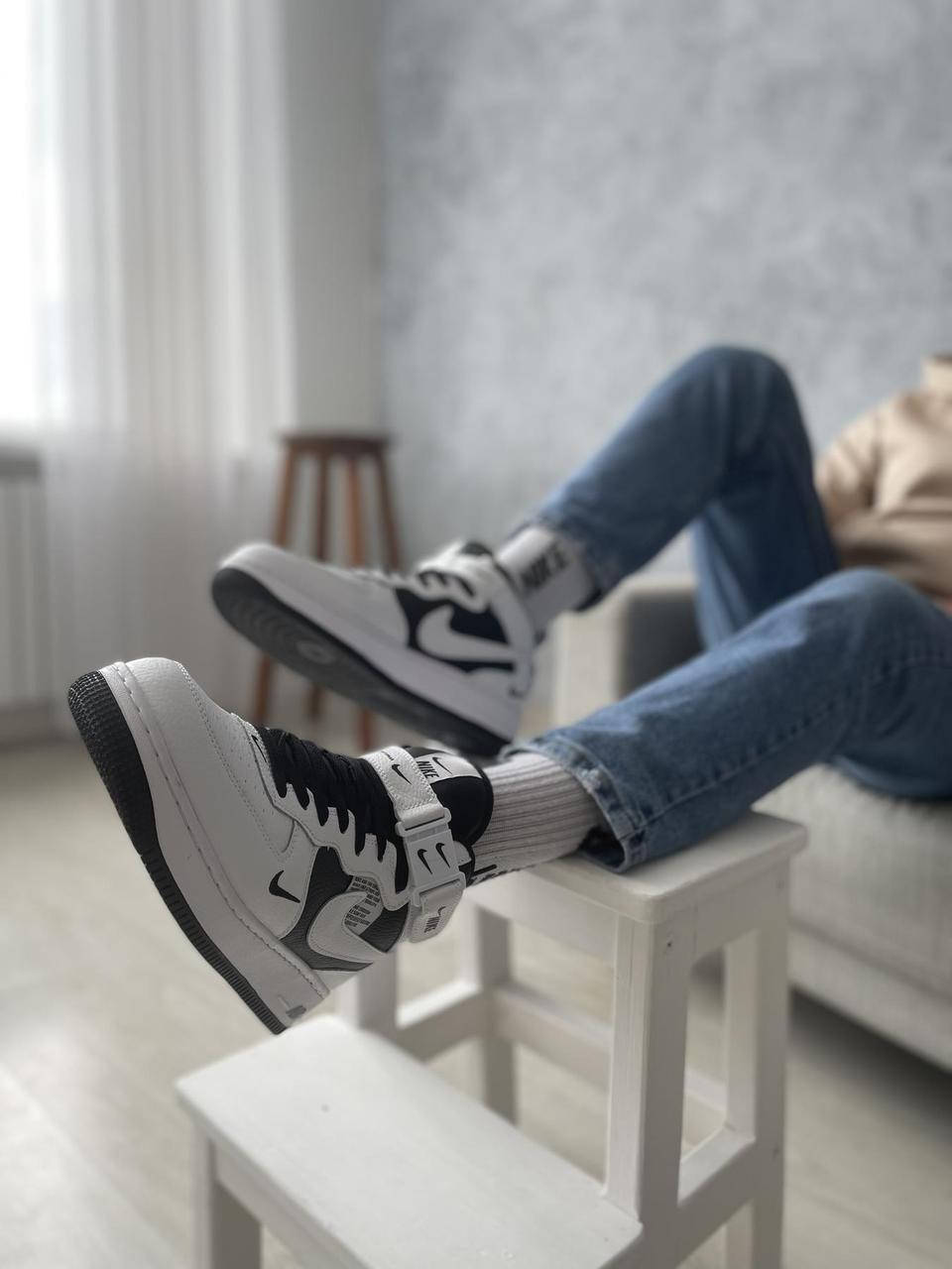 

Кроссовки белые Nike Air Force высокие (демисезонные), Белый