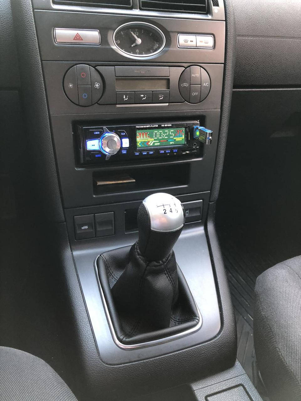 

Чехол кпп для автомобиля Ford Mondeo 3
