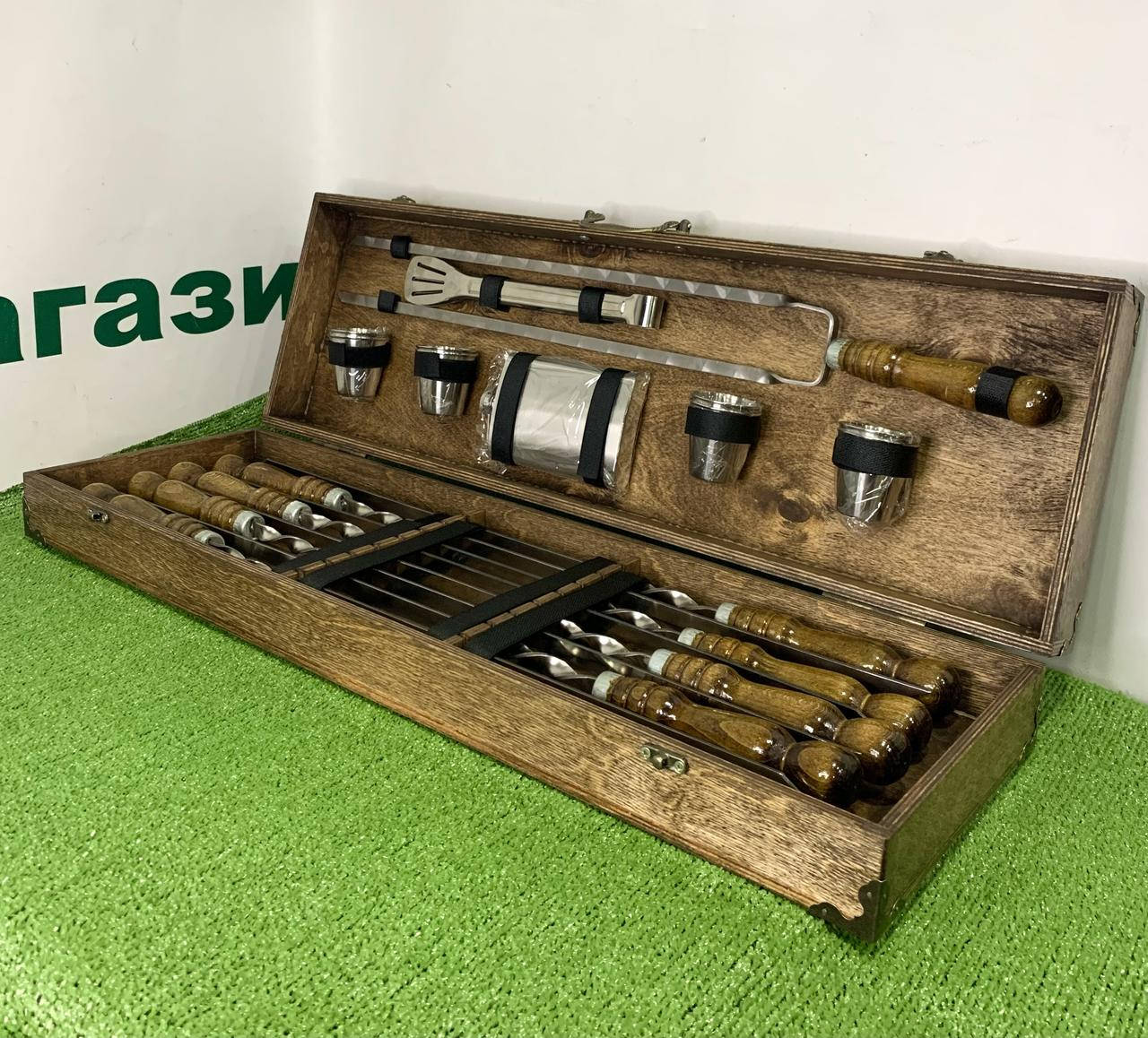 

Набор шампуров в деревянном кейсе "Пикник".