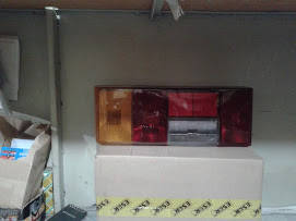 

Фонари задние ВАЗ - 2108,в сборе,желтый поворот