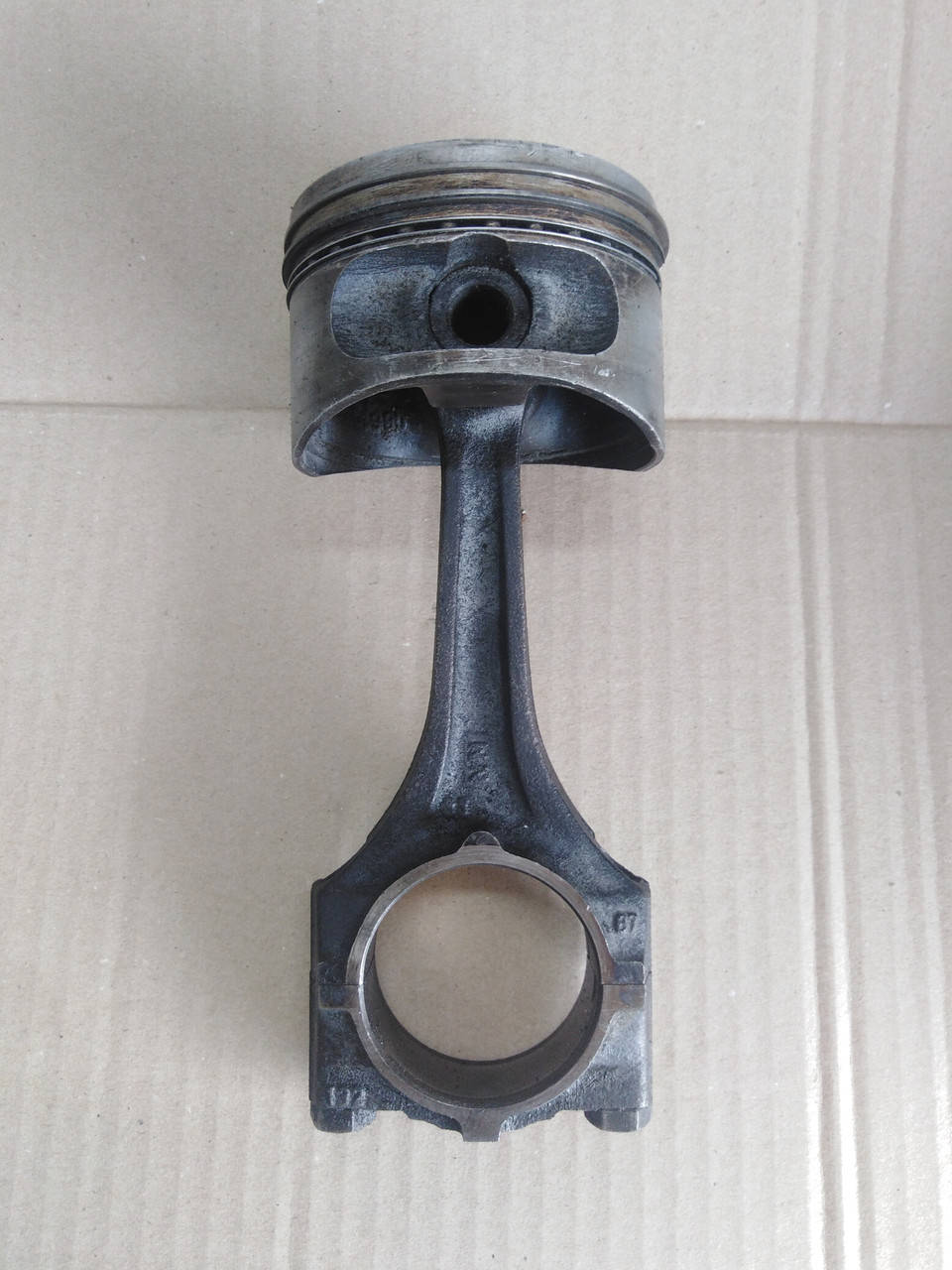 

Поршень, шатун Opel Vectra A, Omega A, Опель Вектра А, Омега А 2,0 8V. C20NE.