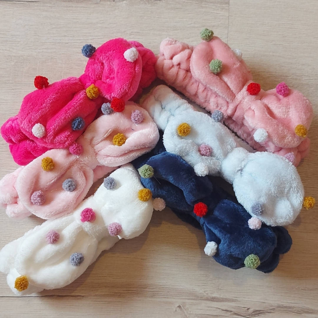 

Косметическая повязка на голову