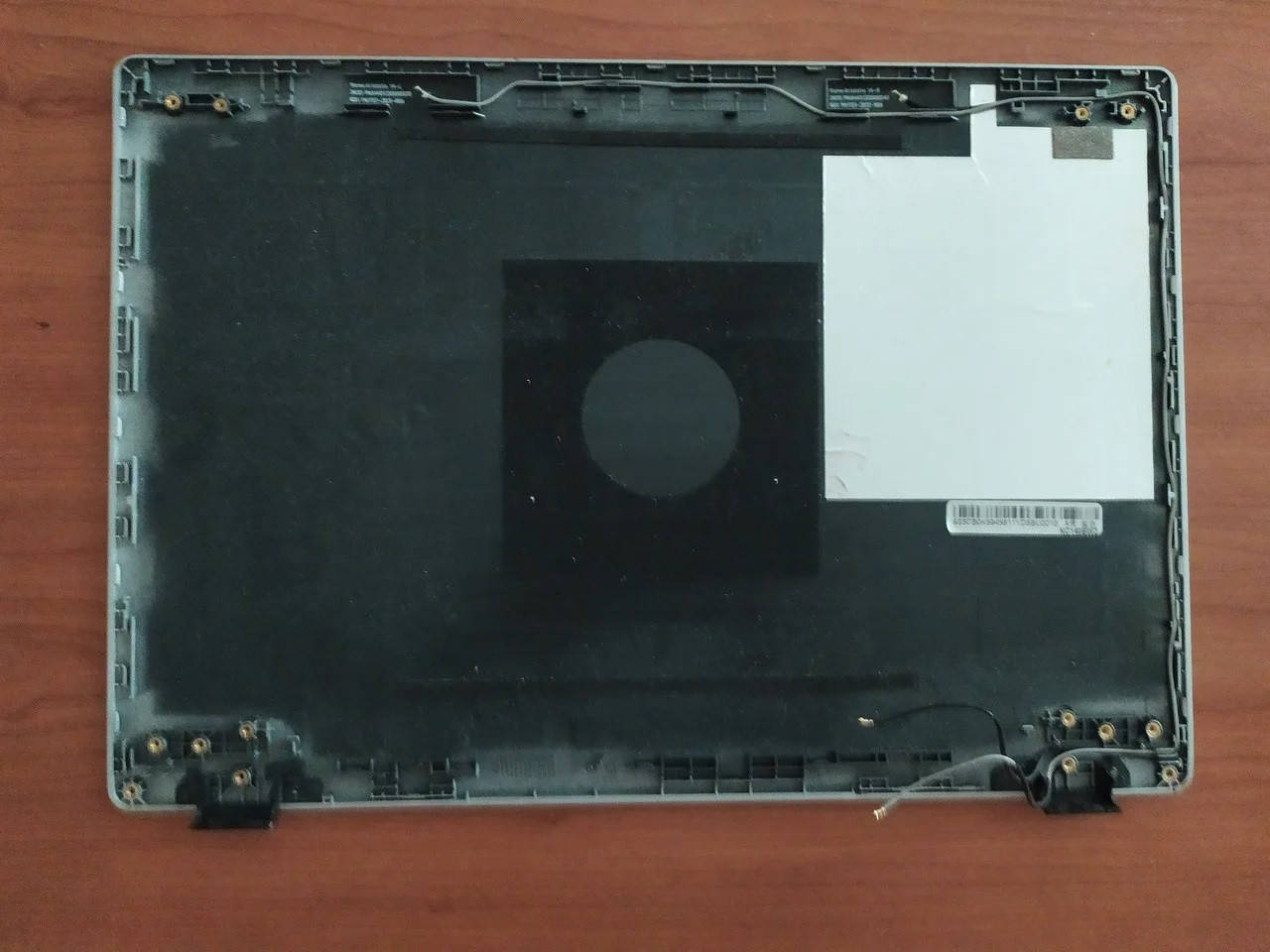 

Lenovo 100s-14IBR Корпус A (крышка матрицы) бу