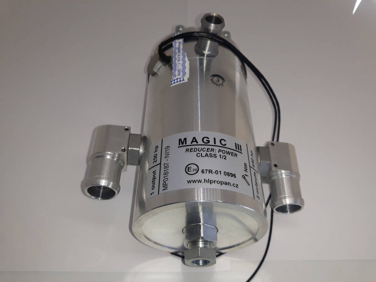 

Редуктор HL propan Magic - 3 Power 410 л.с. ГБО 4 поколения