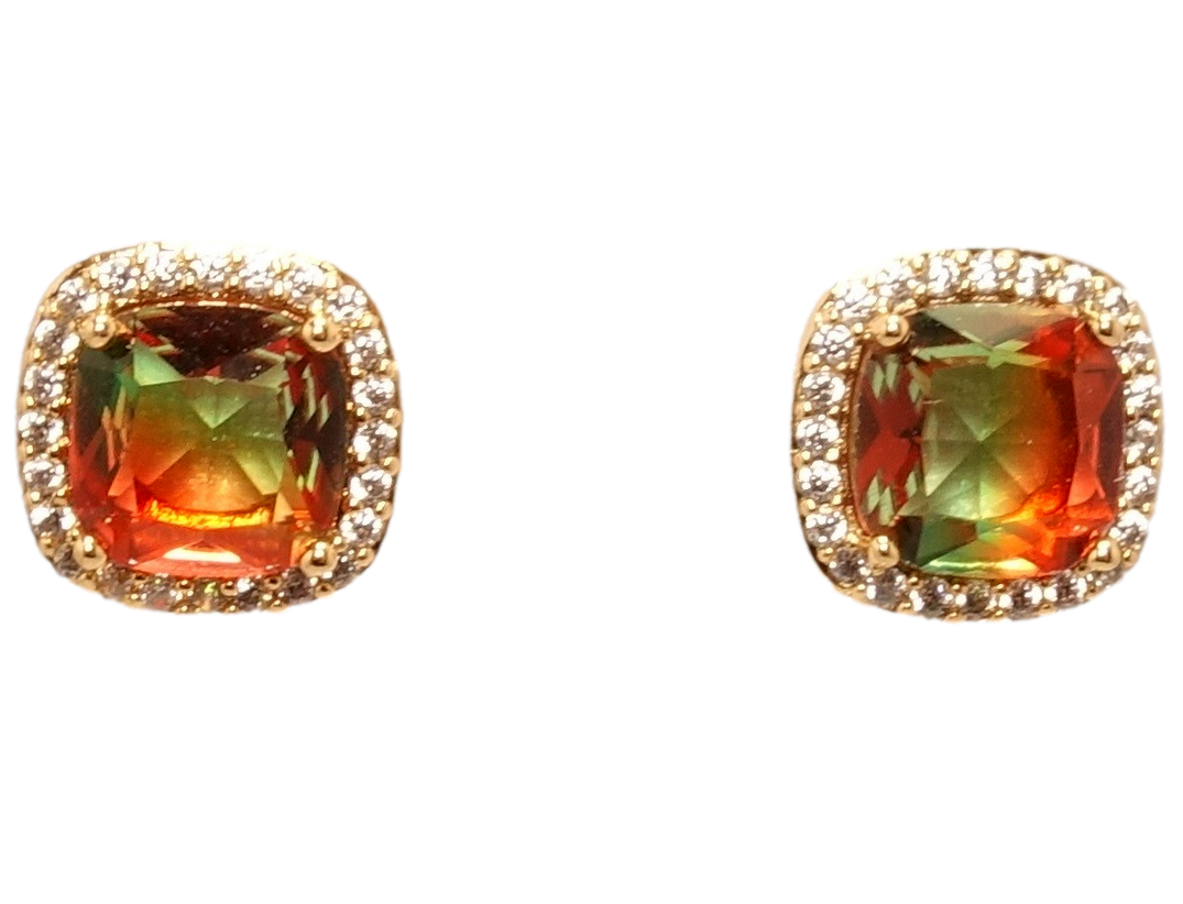 

Серьги Xuping Позолота 18K гвоздики "Двухцветные кристаллы в обрамлении циркония" 9 х 9мм