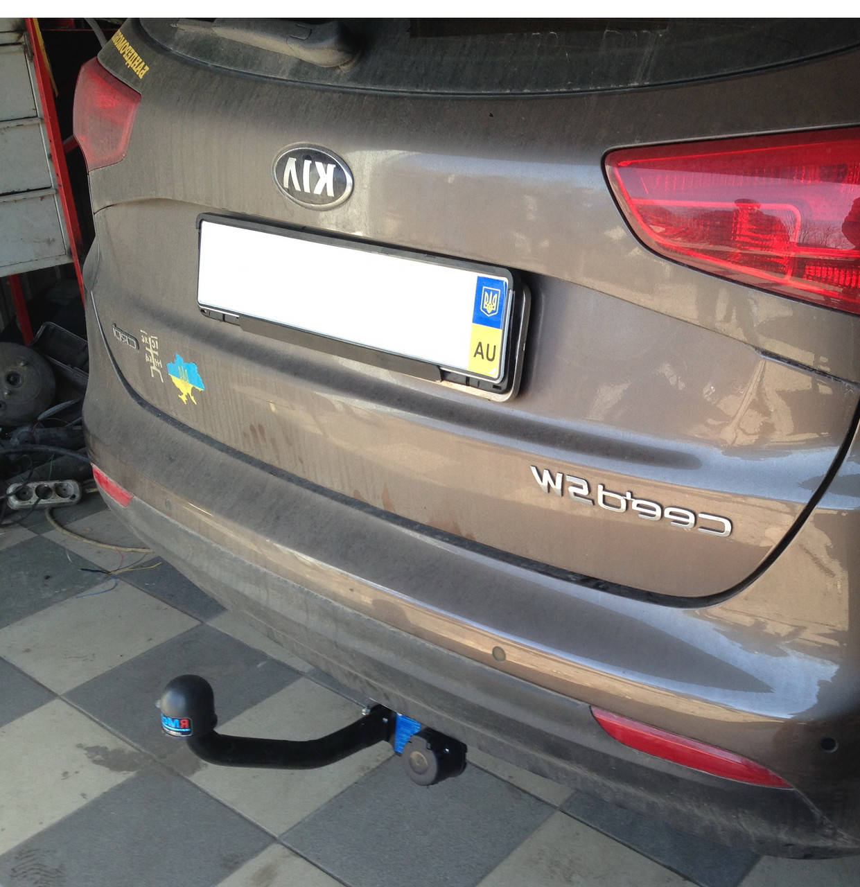 

Фаркоп на Kia Ceed SW универсал (с 2012--) Киа Сид СВ