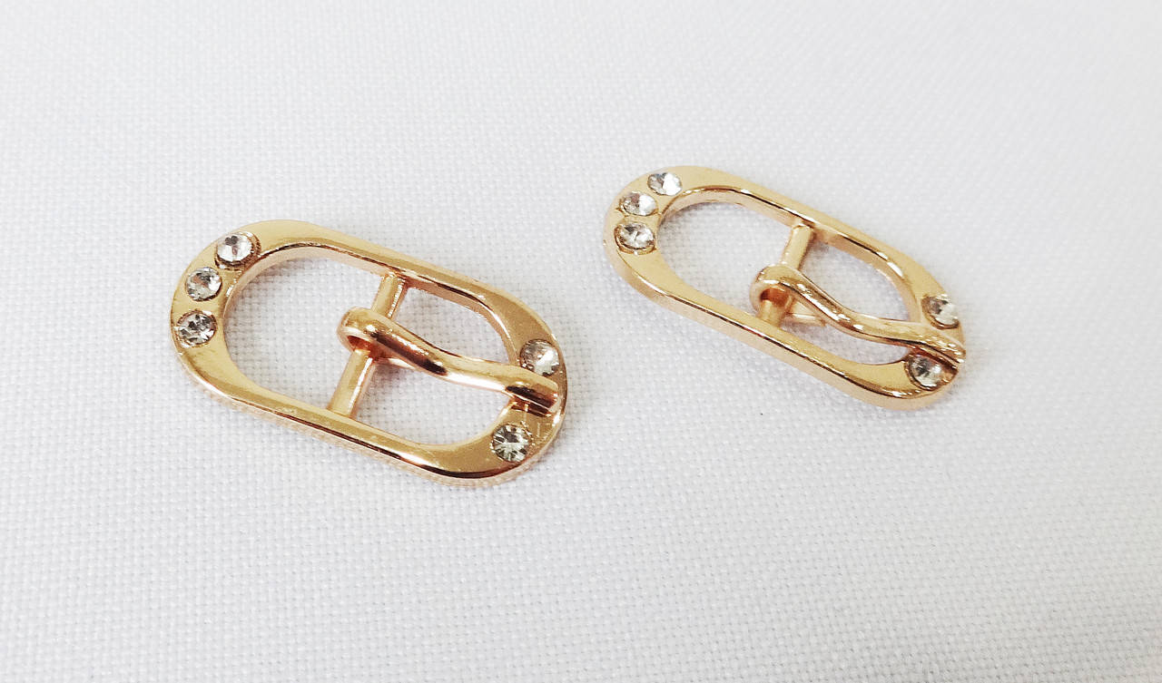 

Пряжка металлическая 9 мм золото