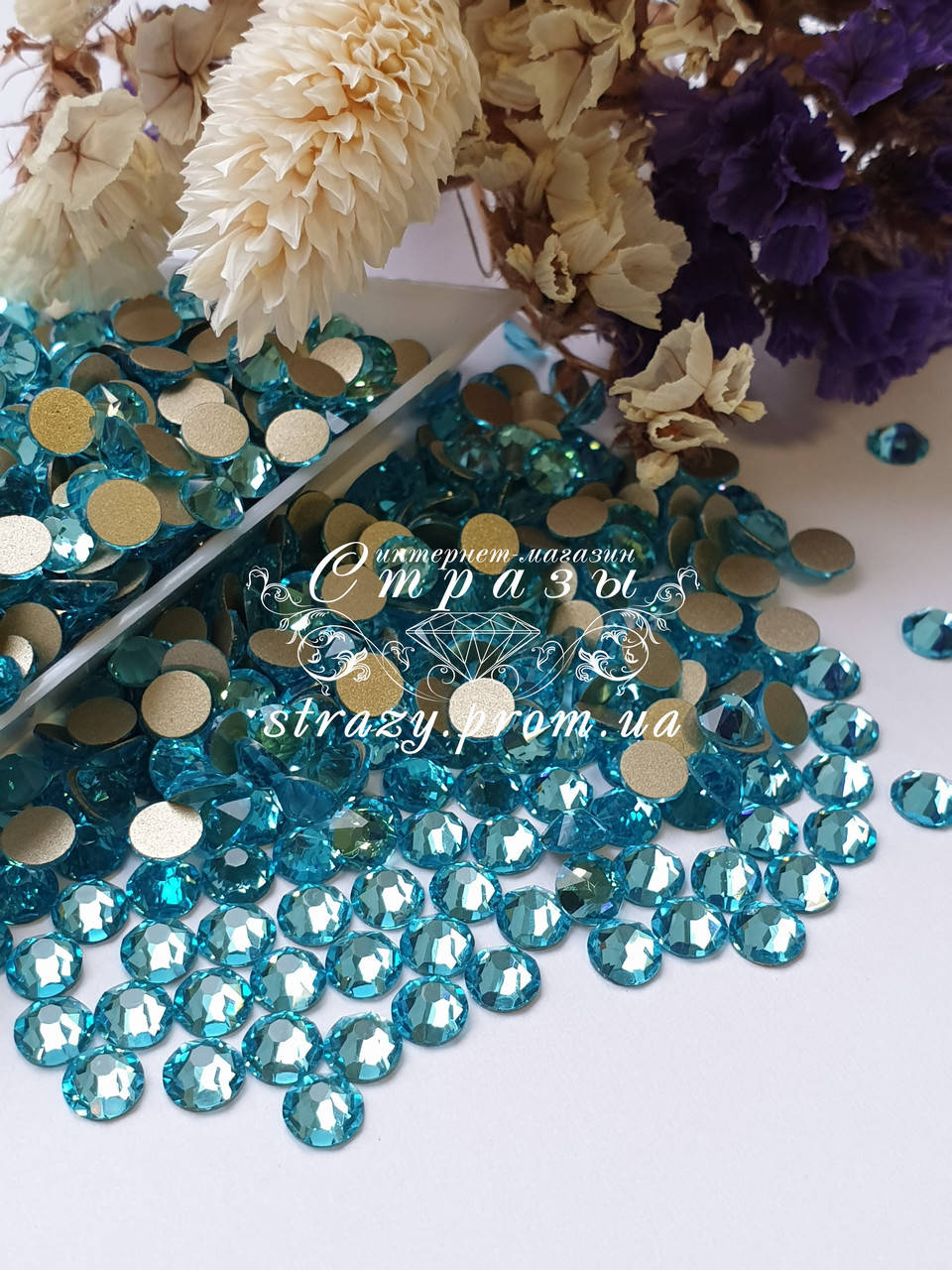 

Стразы ss16 Aquamarine, Xirius 8+8, 100шт. (4.0мм) "Crystal Premium"