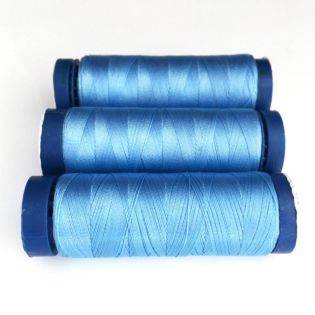 

Нитка для бисера "Dor Tak". №384. Катушка 183 м. Цена за 1 катушку, Красный