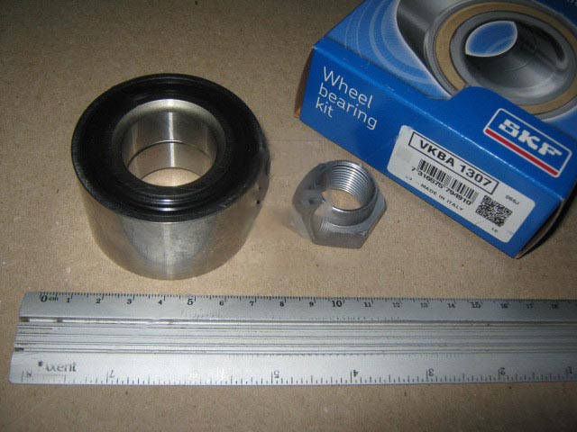 

Подшипник ступицы задней ВАЗ 2108-2115, ВАЗ 2109 к-т на одно колесо (SKF) VKBA 1307