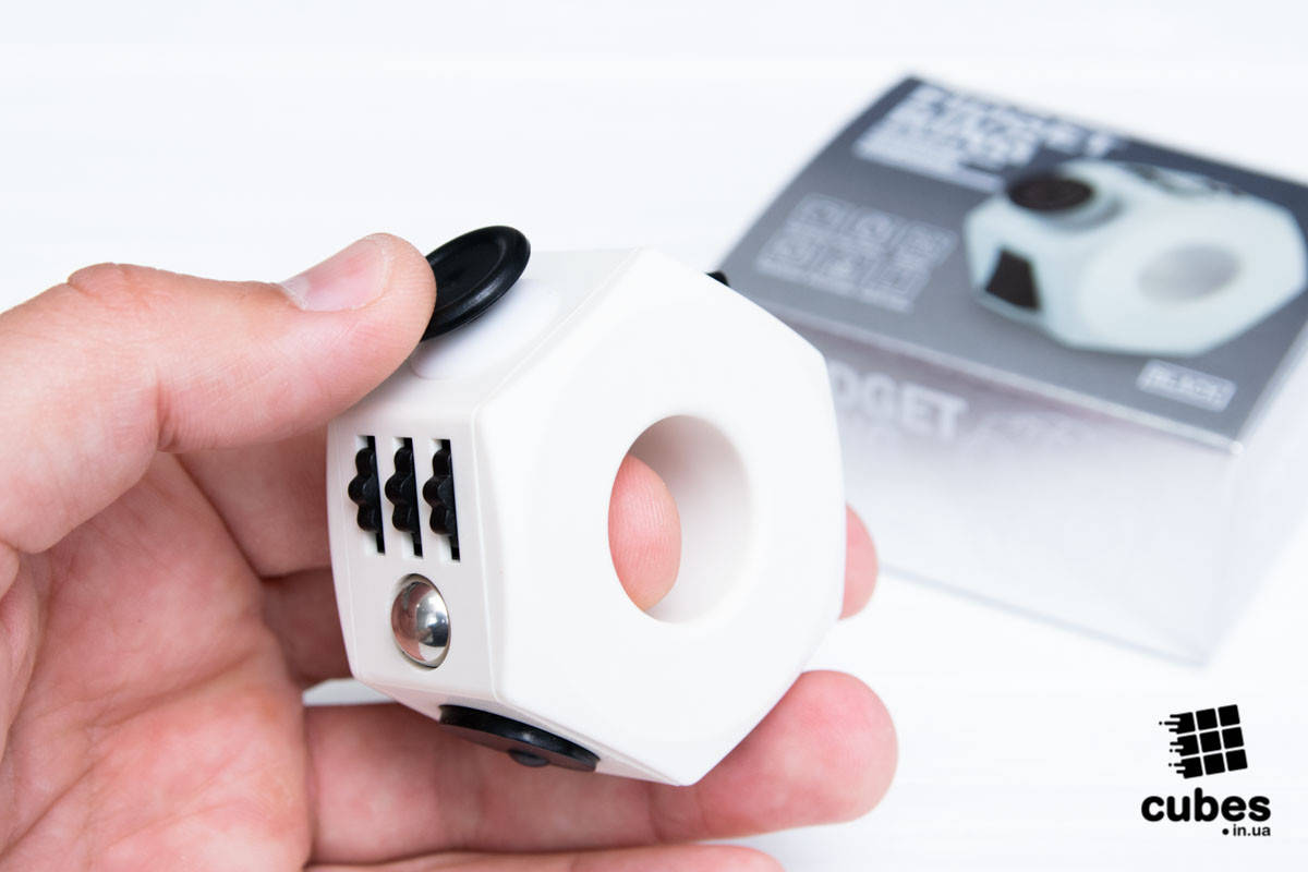 

Фиджет кольцо антистресс (Fidget Ring) белый + черный