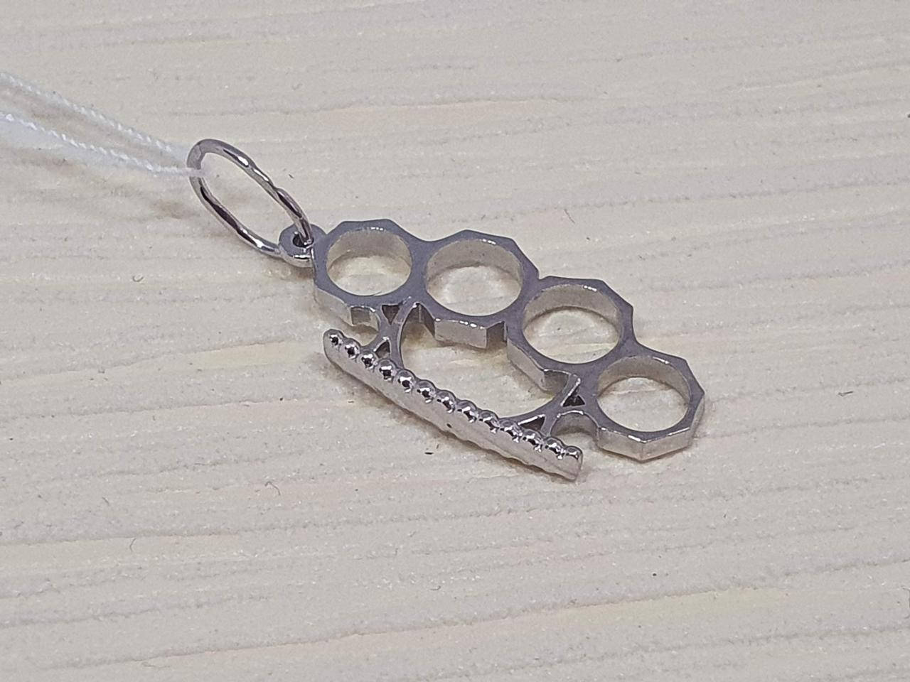 

Серебряная подвеска Кастет. 30060Р