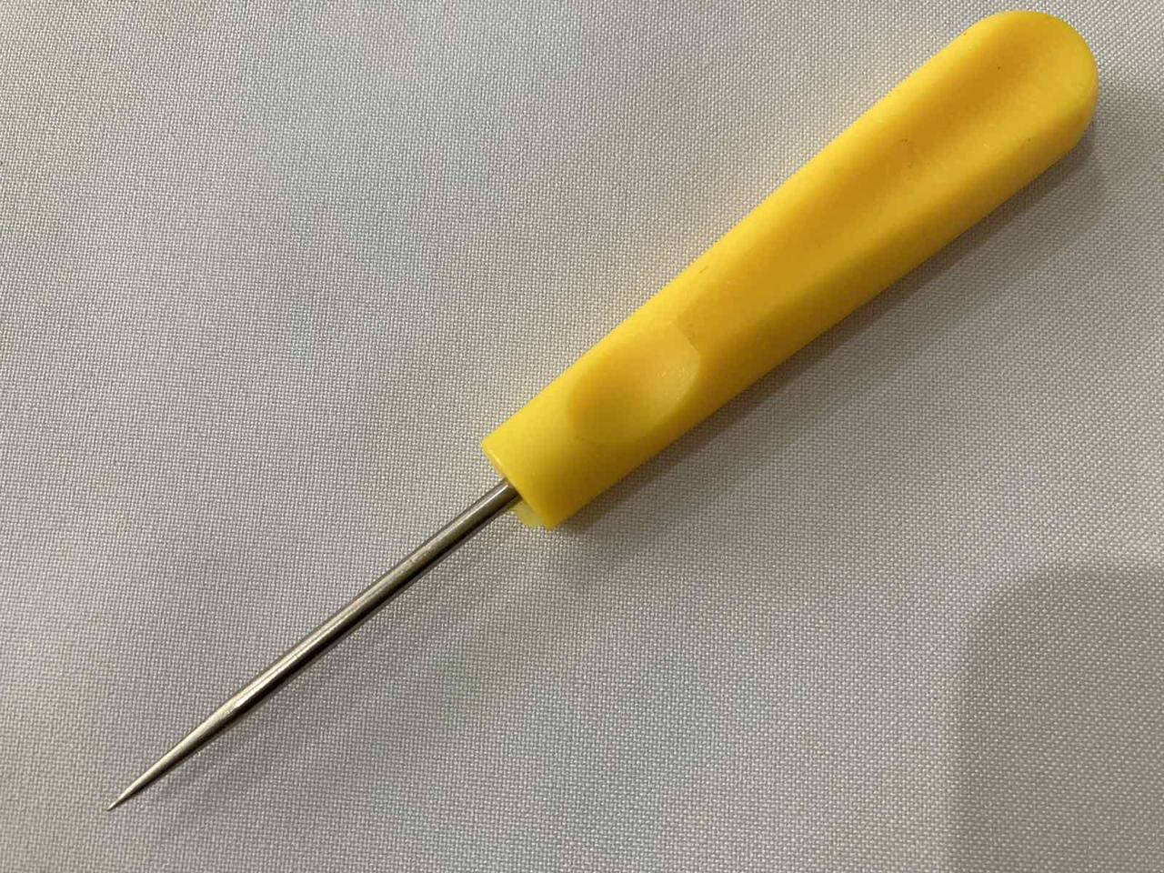 

Шило 3 мм прямое усиленное с пластиковой ручкой 14,5 см