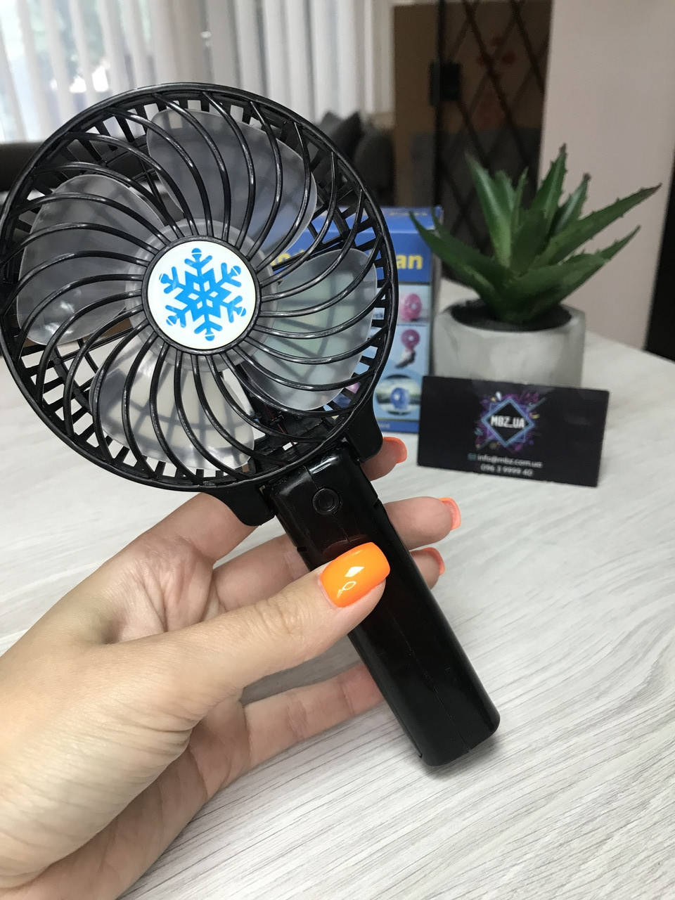 

Міні-вентилятор USB з акумулятором портативний ручний Handy Mini Fan Чорний