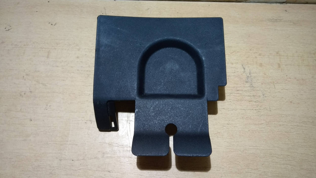 

Крышка петли сиденья 6977A269 9915210 Outlander XL Mitsubishi